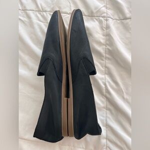 Lucky Brand Charsa Black Flats 9.5 Soft Supple Leather Minimalist Preppy